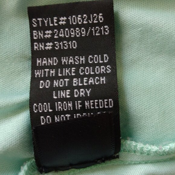 By & By Green Sleeveless Blouse Ruffle Front Women's Size L - Picture 7 of 10